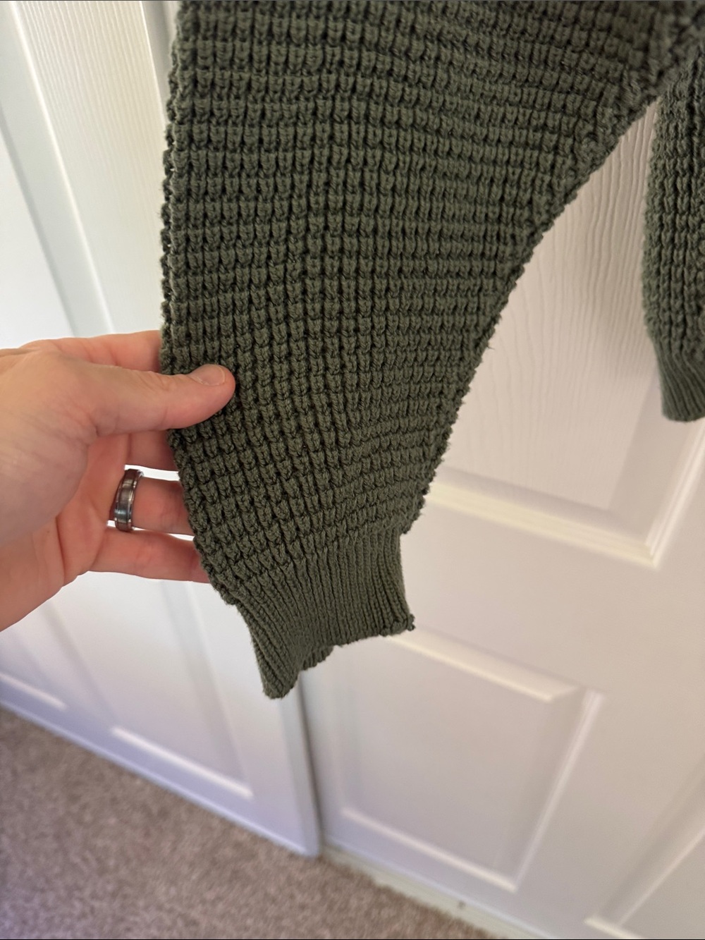 Vintage Browning Men's Olive Green Knit Sweater - Casual Waffle Crewneck - Picture 3 of 10